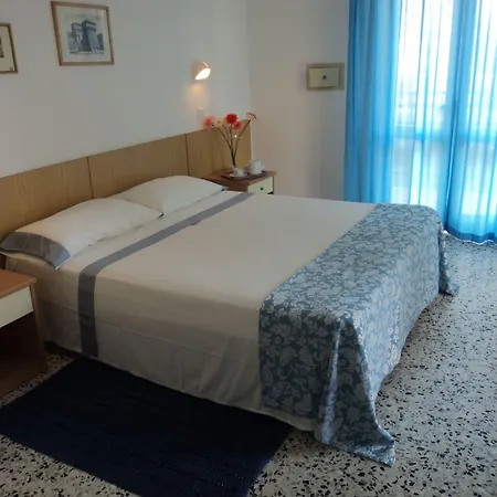 Irene Ριτσιόνε