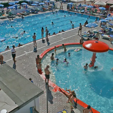 Ξενοδοχείο Irene 2*