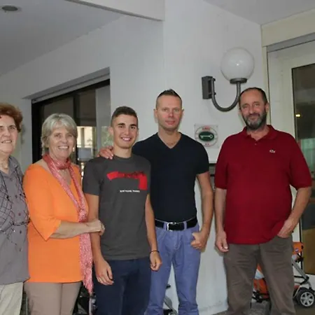 Irene 2* Ριτσιόνε