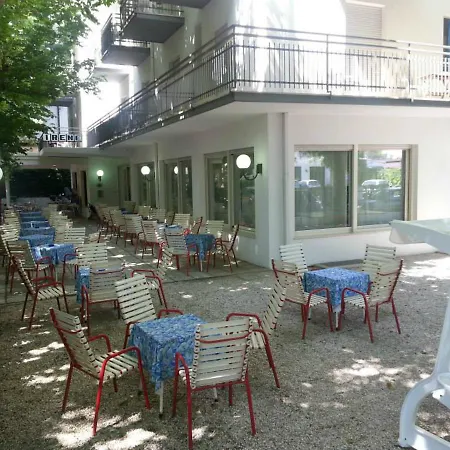 Irene Ριτσιόνε